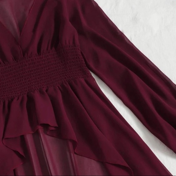 Sexy Plunging Neck Lantern Sleeve High Low Hem Top - Picture 6 of 8
